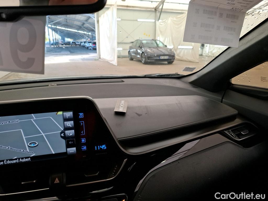  Toyota  C-HR TOYOTA  / 2016 / 5P / SUV 1.8 HYBRIDE 122 DYNAMIC BUSINESS #1