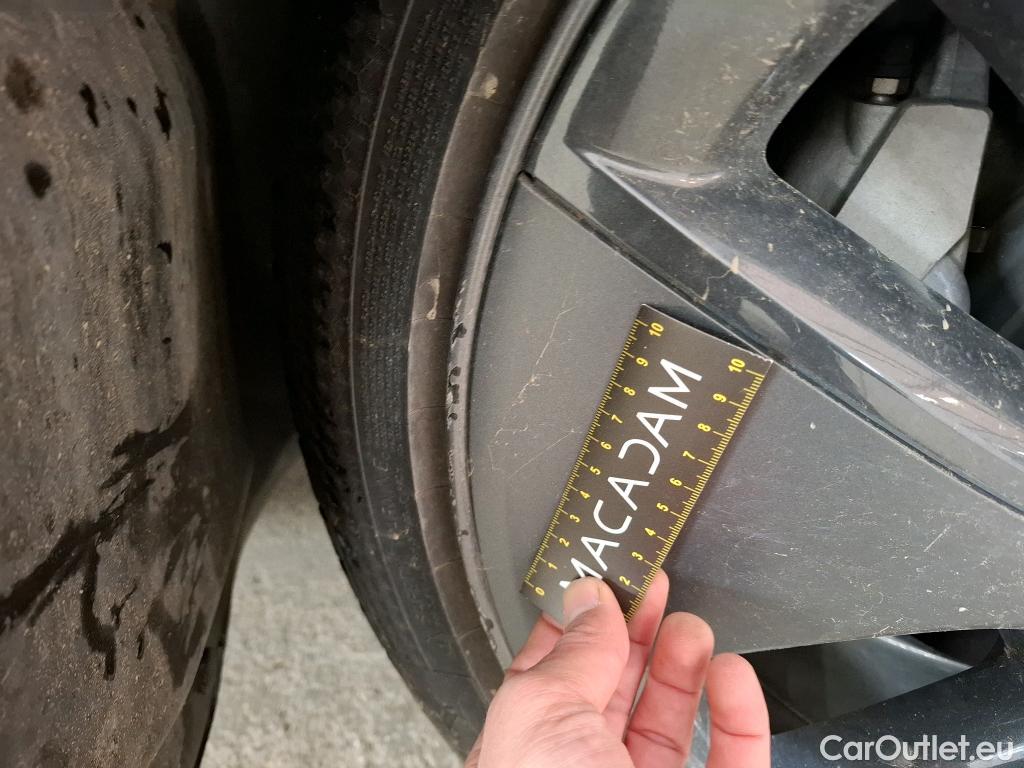  Tesla  Model 3 TESLA  / 2018 / 4P / Berline Grande Autonomie Dual Motor AWD #39