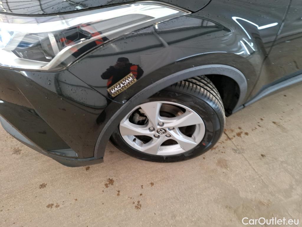  Toyota  C-HR TOYOTA  / 2016 / 5P / SUV 1.8 HYBRIDE 122 DYNAMIC BUSINESS #13