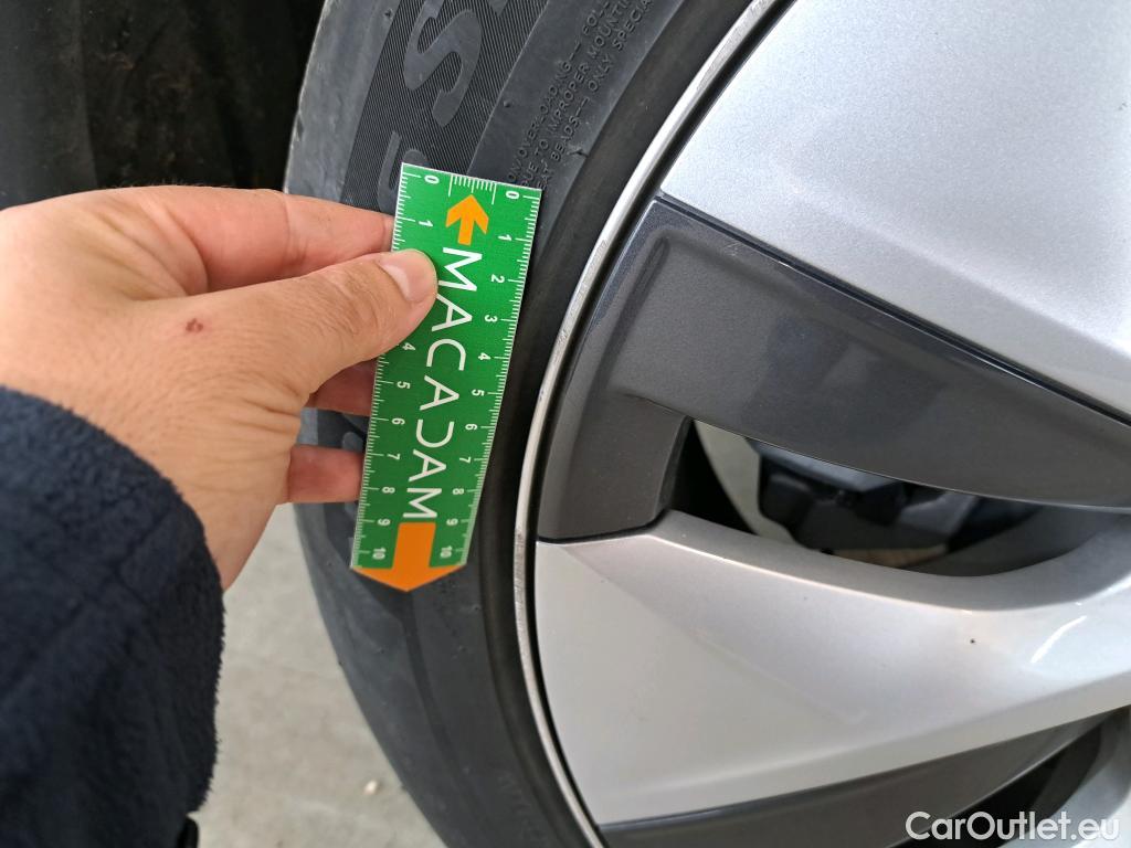  Tesla  Model Y TESLA  / 2020 / 5P / SUV Long Range Dual Motor AWD #12