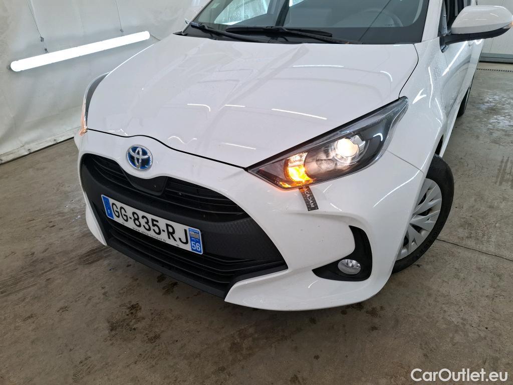  Toyota  Yaris TOYOTA  Hybride / 2019 / 5P / Berline Hybride 116h France Business Beyond Zero #3