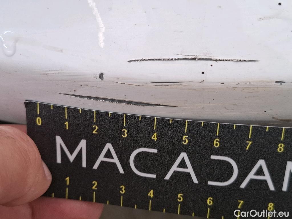  Toyota  Yaris TOYOTA  Hybride / 2019 / 5P / Berline Hybride 116h France Business Beyond Zero #7