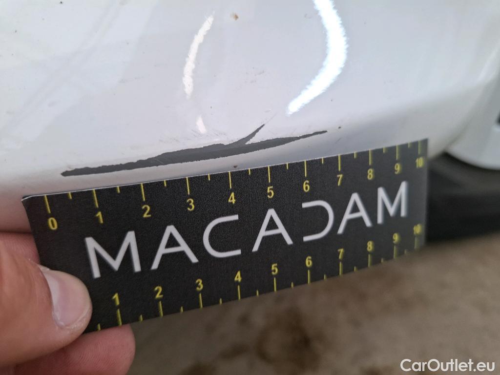  Toyota  Yaris TOYOTA  Hybride / 2019 / 5P / Berline Hybride 116h France Business Beyond Zero #4