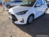  Toyota  Yaris TOYOTA  / 2020 / 5P / BERLINA HYBRID BUSINESS MY22 #28