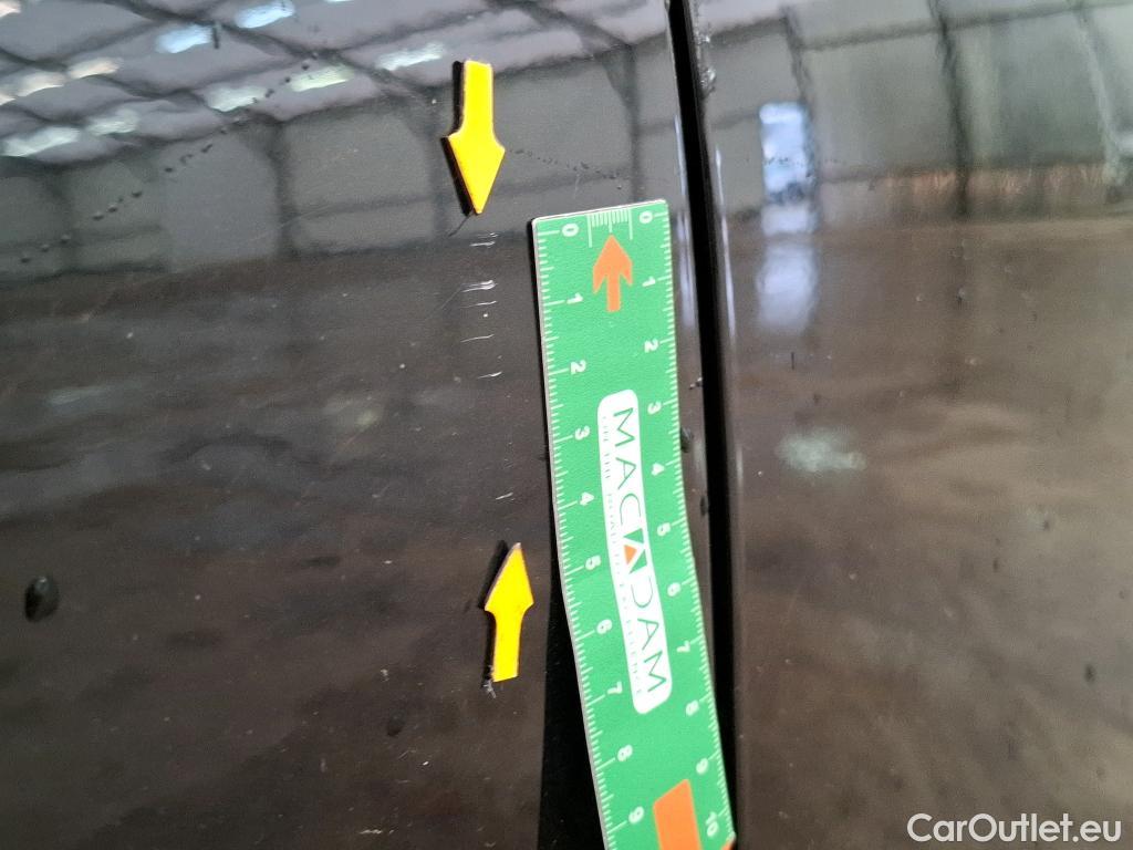  Mercedes  A-Klasse MERCEDES-BENZ Classe A Compact / 2018 / 5P / Berline A 200 d Business Line 8G-DCT #9