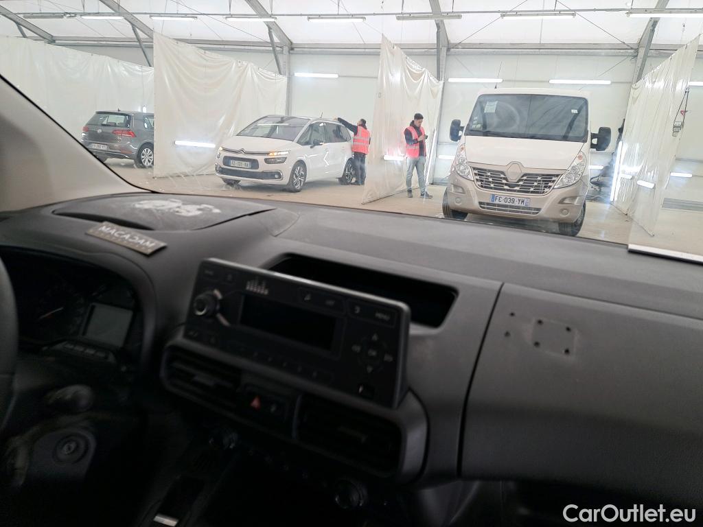  Citroen  Berlingo  Fourgon Club M 650 1.5 BlueHDi 75CV BVM5 E6dT #25