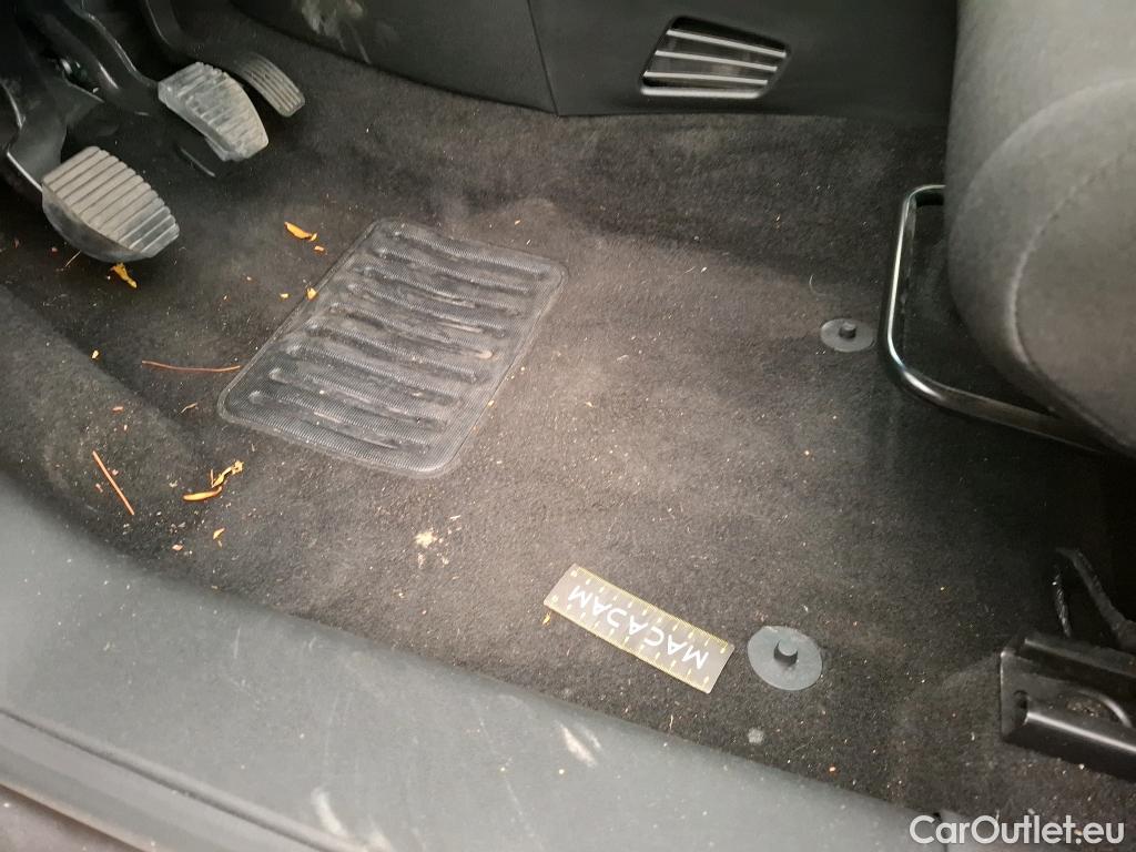  Citroen  C3 CITROEN  Société / 2016 / 5P / Berline PureTech 82 S&S BVM Feel Nav #14