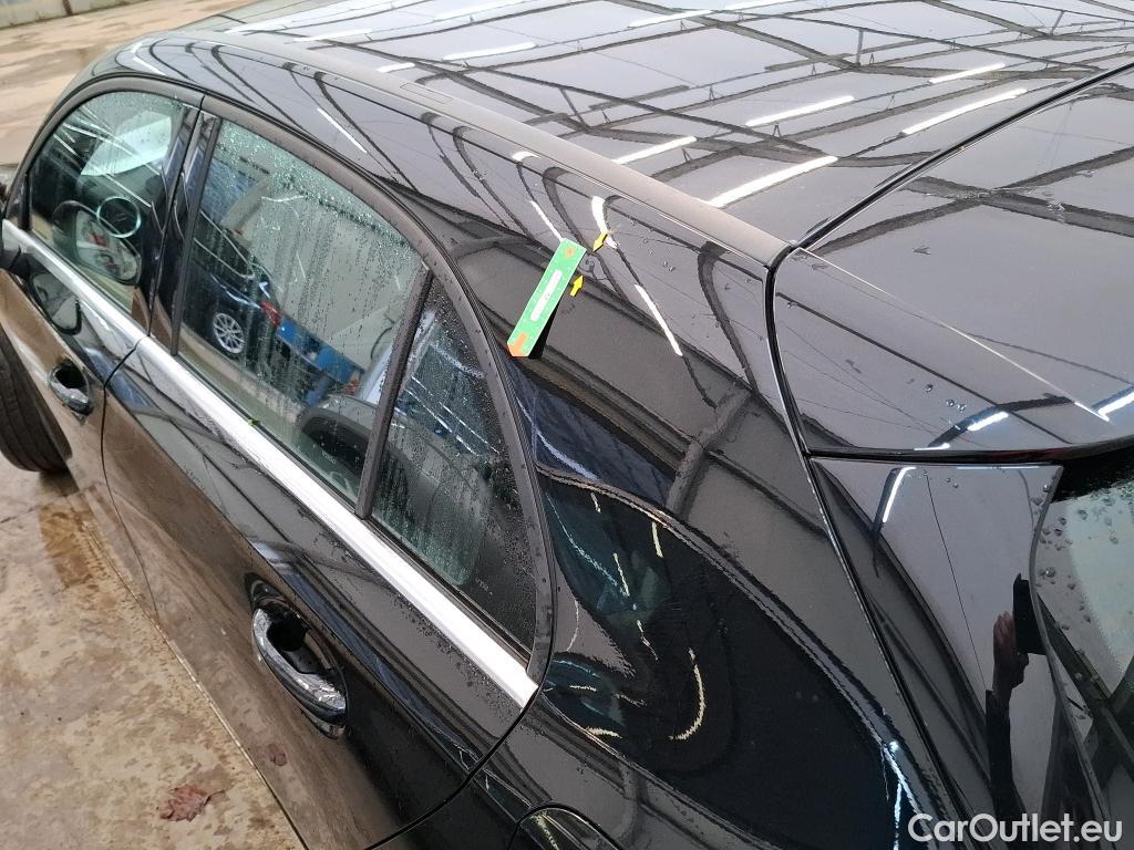  Mercedes  A-Klasse MERCEDES-BENZ Classe A Compact / 2018 / 5P / Berline A 200 d Business Line 8G-DCT #25