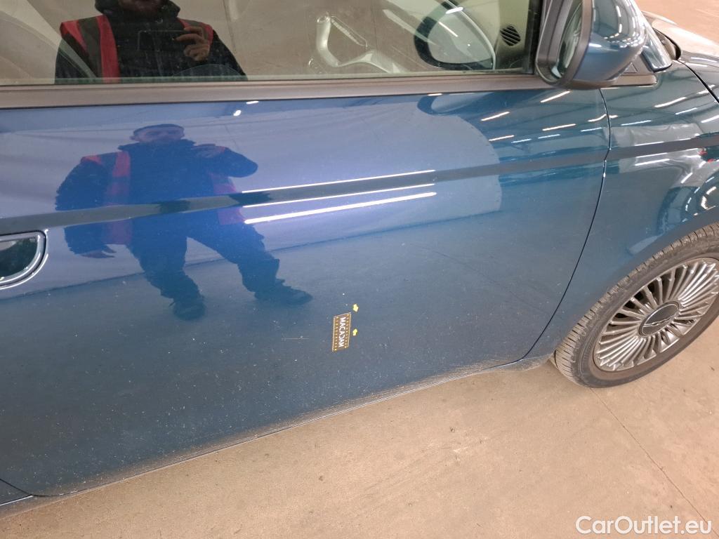  Fiat  500  e Icone 42kWh BVA #9