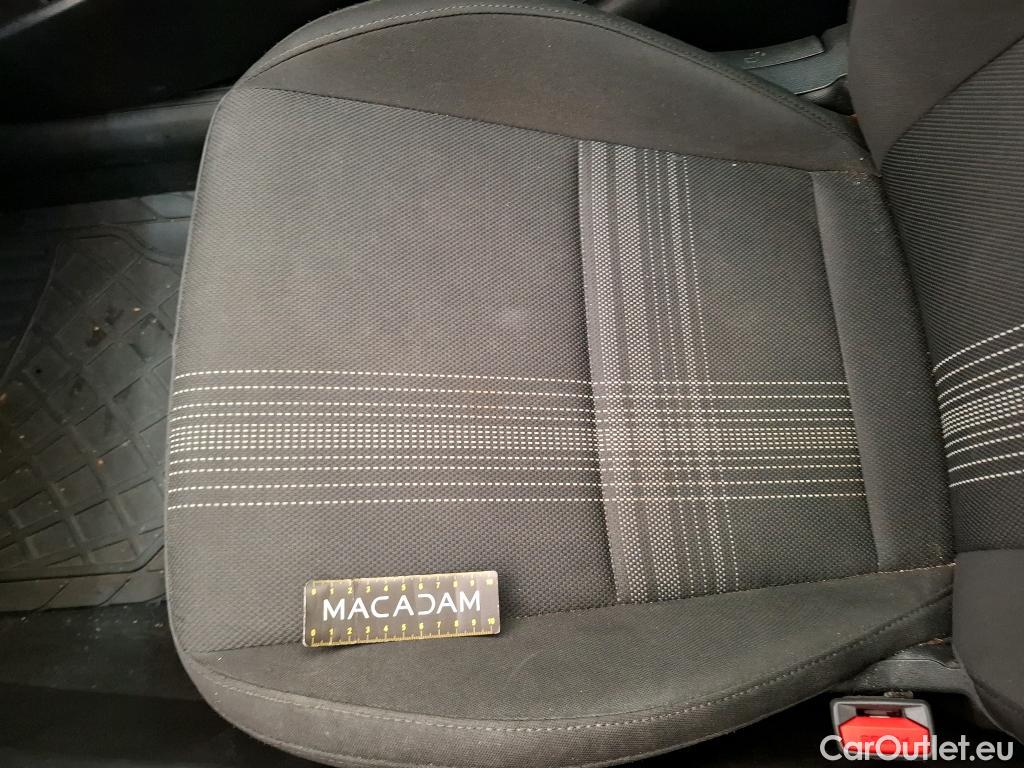  Hyundai  i20  Initia 1.2 85CV BVM5 E6d / TRANSFO VP/VF #30