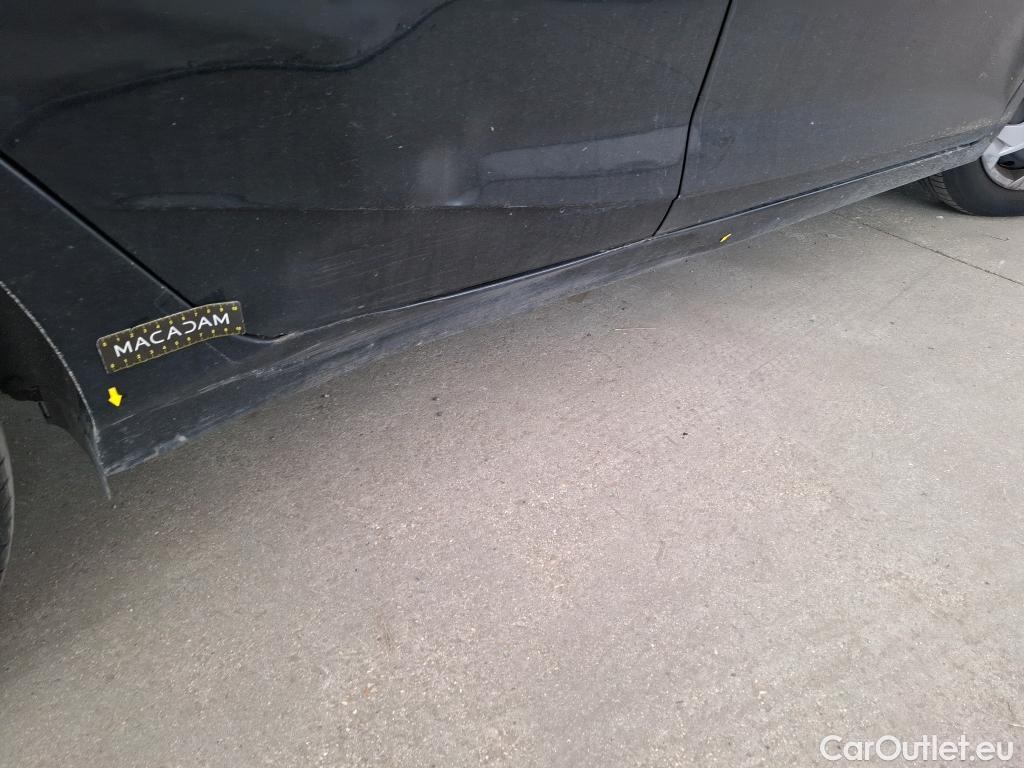  Hyundai  i20  Initia 1.2 85CV BVM5 E6d / TRANSFO VP/VF #1