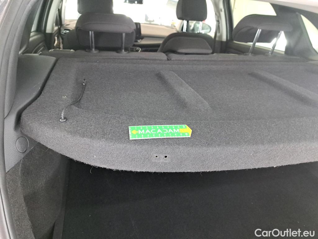  Hyundai  i30  Creative 1.6 CRDi 115CV BVA7 E6d #10