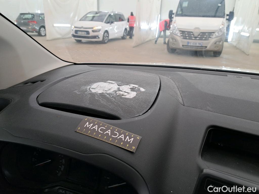  Citroen  Berlingo  Fourgon Club M 650 1.5 BlueHDi 75CV BVM5 E6dT #26