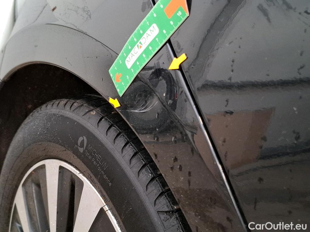  Mercedes  A-Klasse MERCEDES-BENZ Classe A Compact / 2018 / 5P / Berline A 200 d Business Line 8G-DCT #6