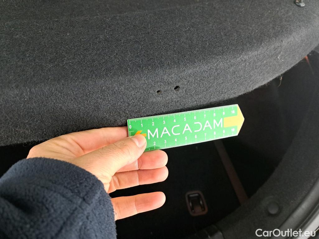  Hyundai  i30  Creative 1.6 CRDi 115CV BVA7 E6d #9