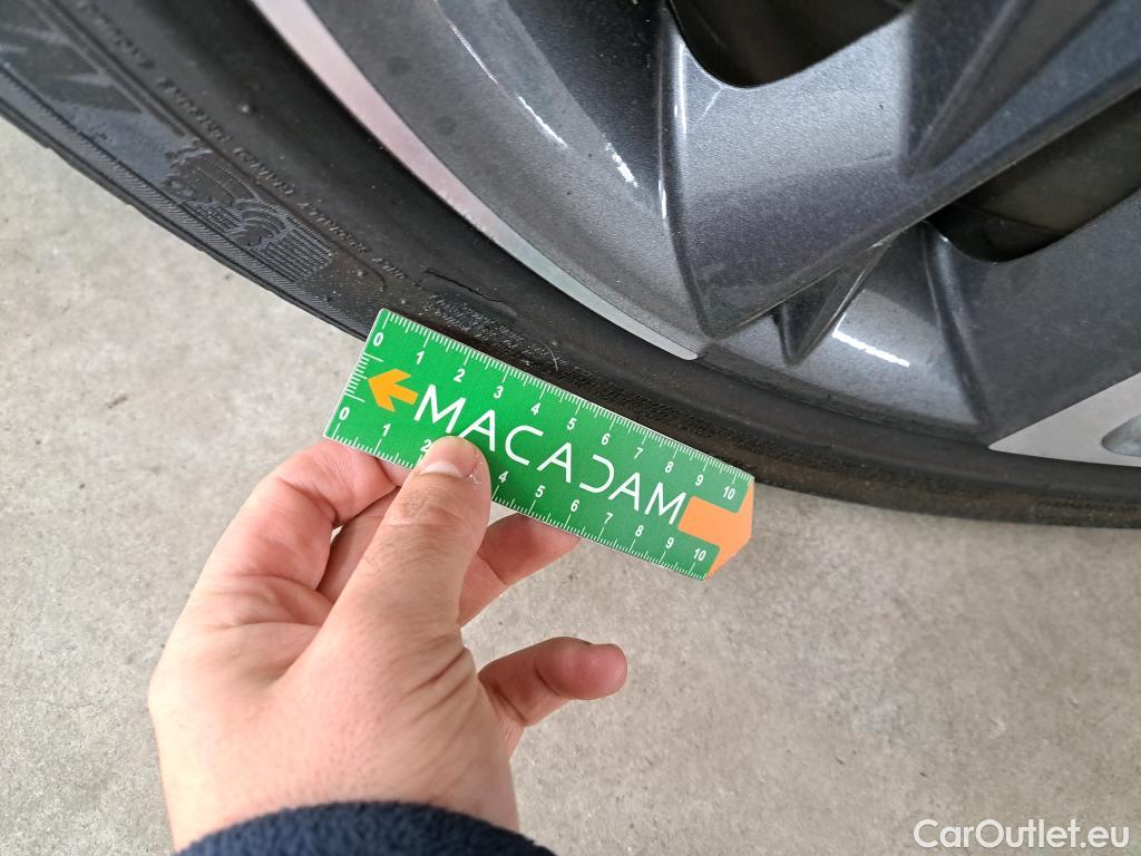  Hyundai  i30  Creative 1.6 CRDi 115CV BVA7 E6d #7