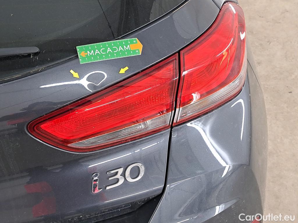  Hyundai  i30  Creative 1.6 CRDi 115CV BVA7 E6d #5
