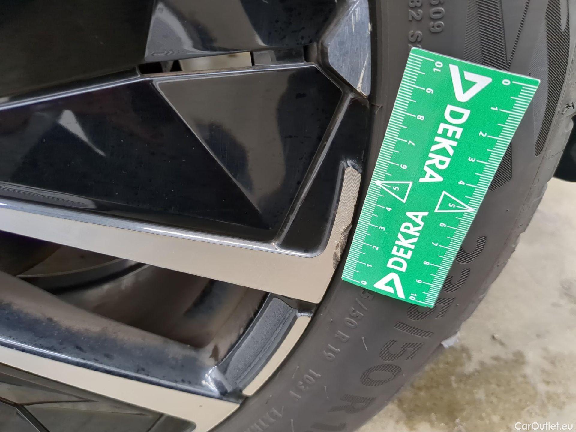  DS  DS7 DS DS 7 / 2022 / 5P / SUV BlueHDi 130 Automatique RIVOLI #13