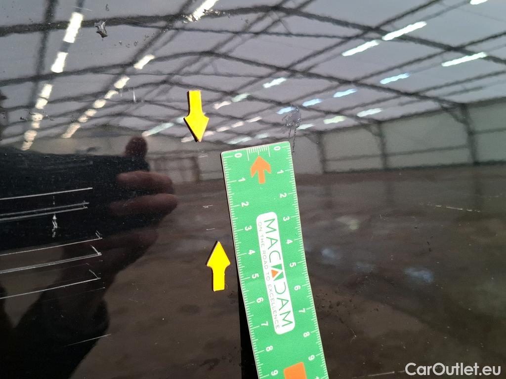  Mercedes  A-Klasse MERCEDES-BENZ Classe A Compact / 2018 / 5P / Berline A 200 d Business Line 8G-DCT #18