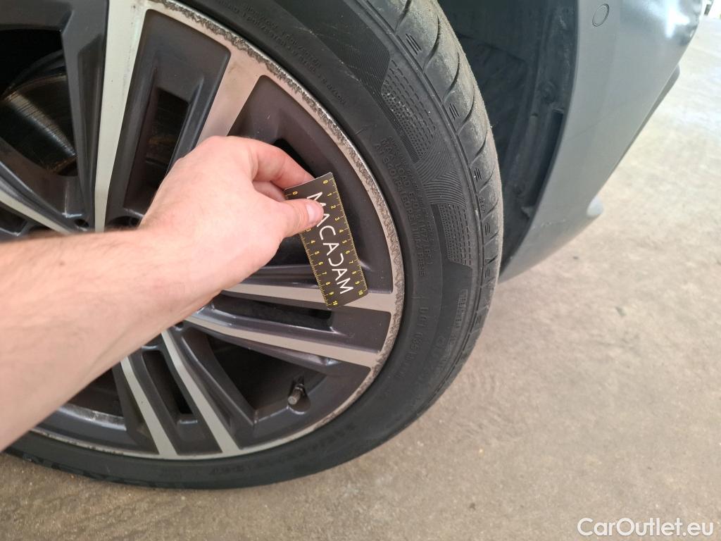  Bmw  Serie 1 Série 1 Berline 116 i 1.5 110CV BVA7 E6d #31