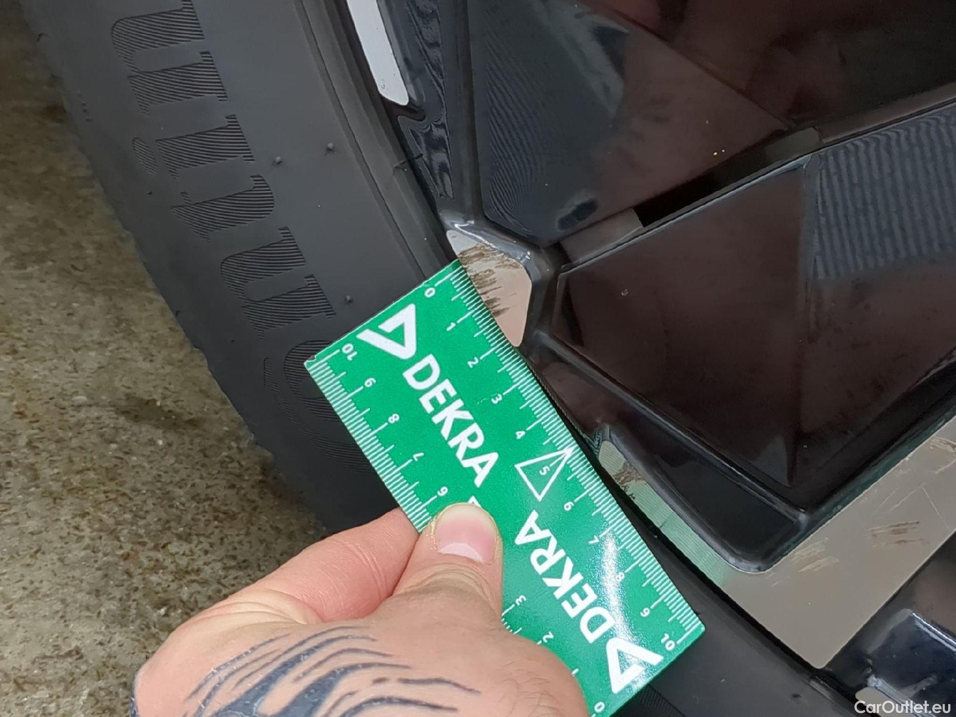  DS  DS7 DS DS 7 / 2022 / 5P / SUV BlueHDi 130 Automatique RIVOLI #12