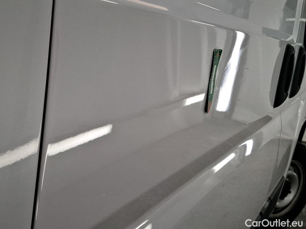  Fiat  Ducato FIAT   2014  4P  Fourgon tôlé 2 3 Multijet 120 3 0 M H2 Business #17