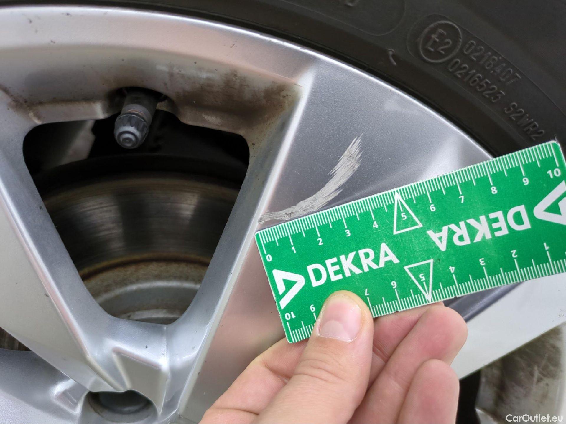  Peugeot  3008  Active Business 1.5 HDi 130CV BVA8 E6d #4