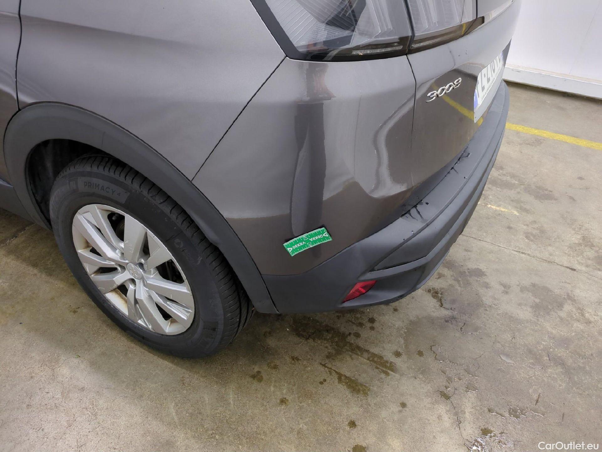  Peugeot  3008  Active Pack 1.5 HDi 130CV BVA8 E6d #30