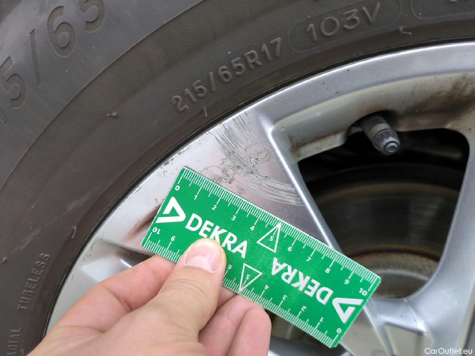  Peugeot  3008  Active Business 1.5 HDi 130CV BVA8 E6d #3