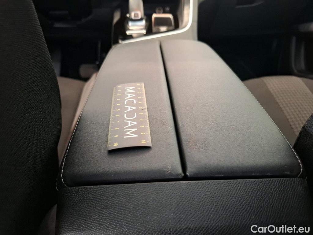  Peugeot  3008  Active Business 1.2 PureTech 130CV BVA8 E6d #12