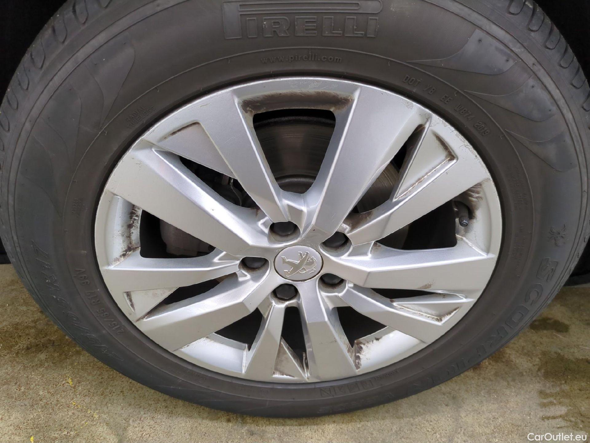  Peugeot  3008  Active Business 1.5 HDi 130CV BVA8 E6d #2