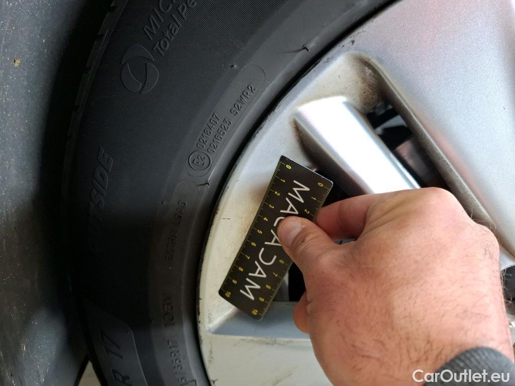  Opel   Grandland X Grandland X Business Edition 1.2 Turbo 130CV BVA8 E6d #9