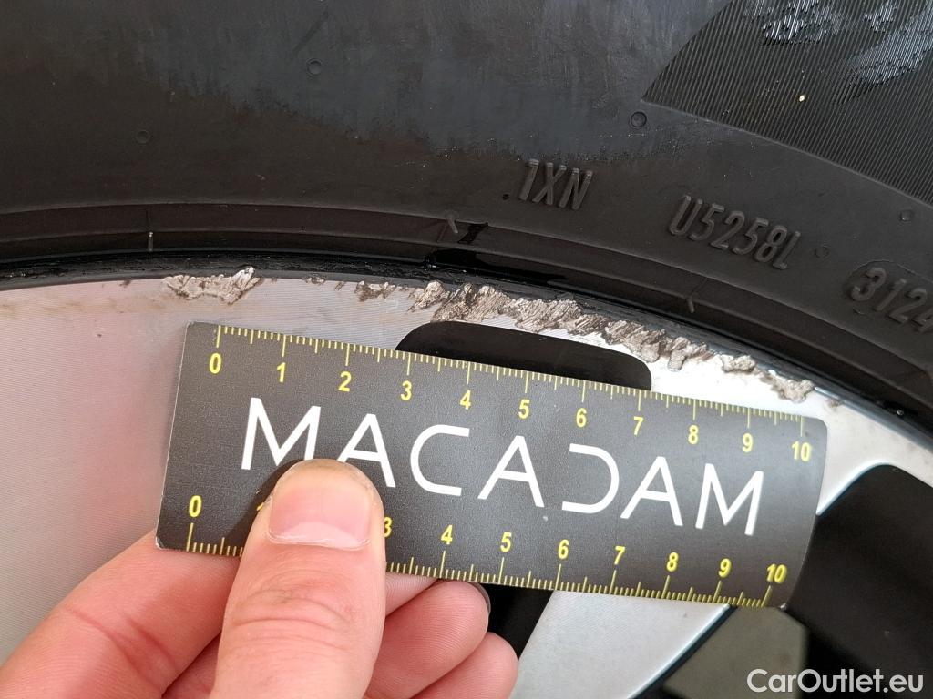  Opel   Grandland X OPEL Grandland / 2021 / 5P / SUV 1.5 DIESEL 130 ULTIMATE AUTO #4