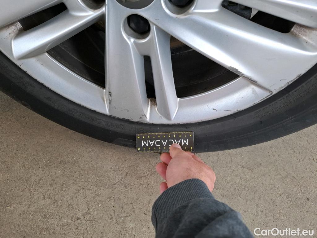  Opel   Grandland X Grandland X Business Edition 1.2 Turbo 130CV BVA8 E6d #15