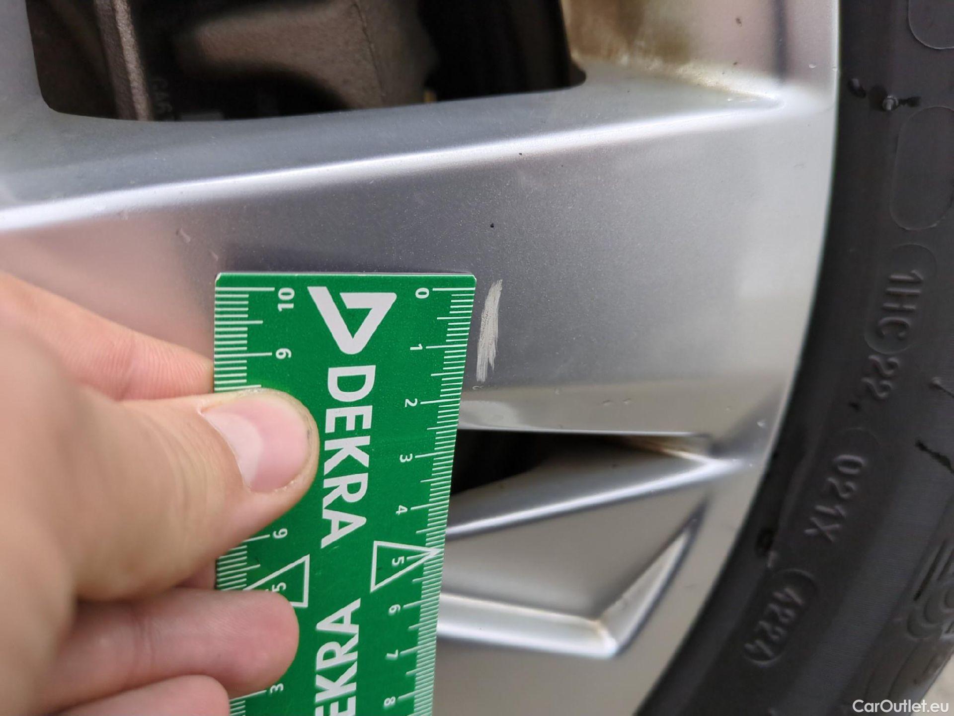  Peugeot  3008  Active Pack 1.5 HDi 130CV BVA8 E6d #17