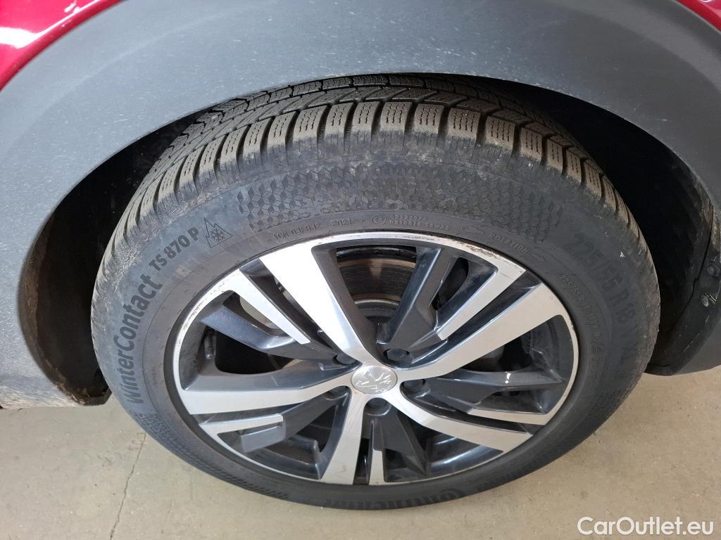  Peugeot  3008 PEUGEOT  / 2016 / 5P / SUV Puretech 180 S&S EAT8 GT LINE #37