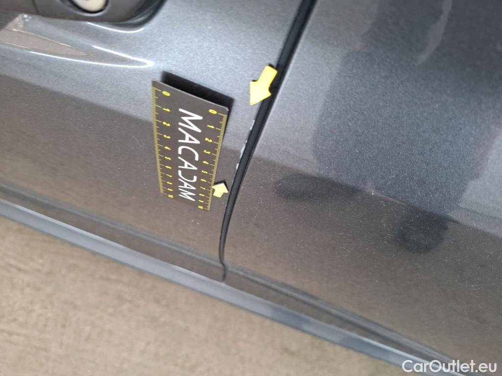  Peugeot  208  Allure Business 1.5 HDi 100CV BVM6 E6d #43