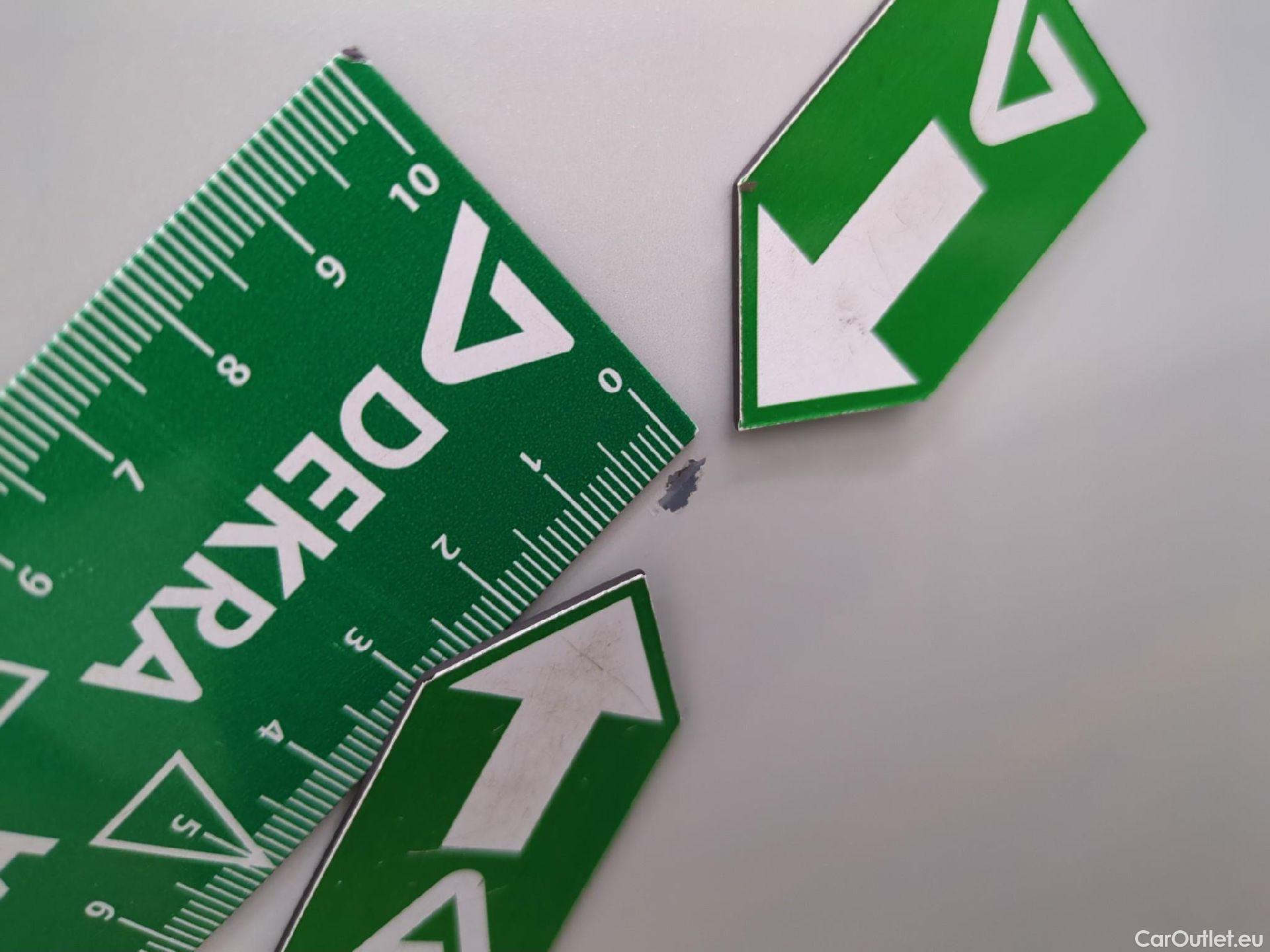  Peugeot  2008  Allure Pack 1.5 HDi 130CV BVA8 E6d #9