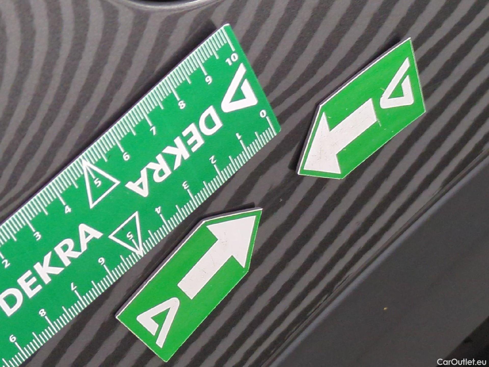  Peugeot  3008  Active Pack 1.5 HDi 130CV BVA8 E6d #35