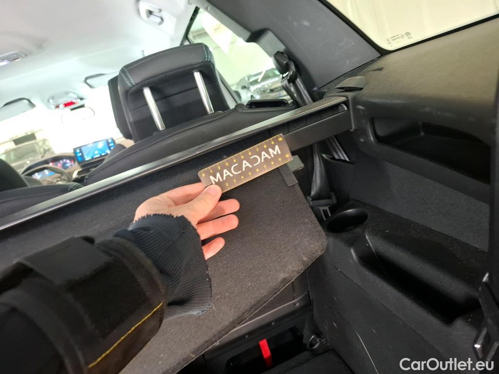  Peugeot  5008  Allure Pack 1.5 HDi 130CV BVA8 7 Sieges E6d #12