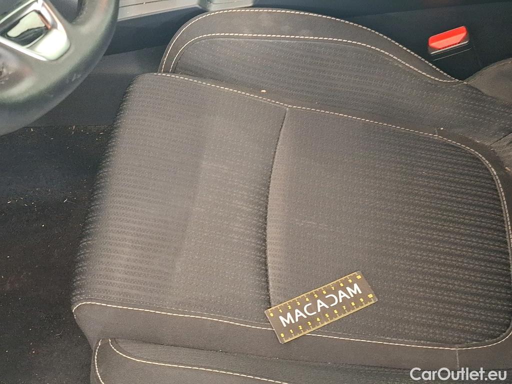  Renault  Megane  IV Berline 5pt. Business 1.5 dCi 115CV BVM6 E6dT #39