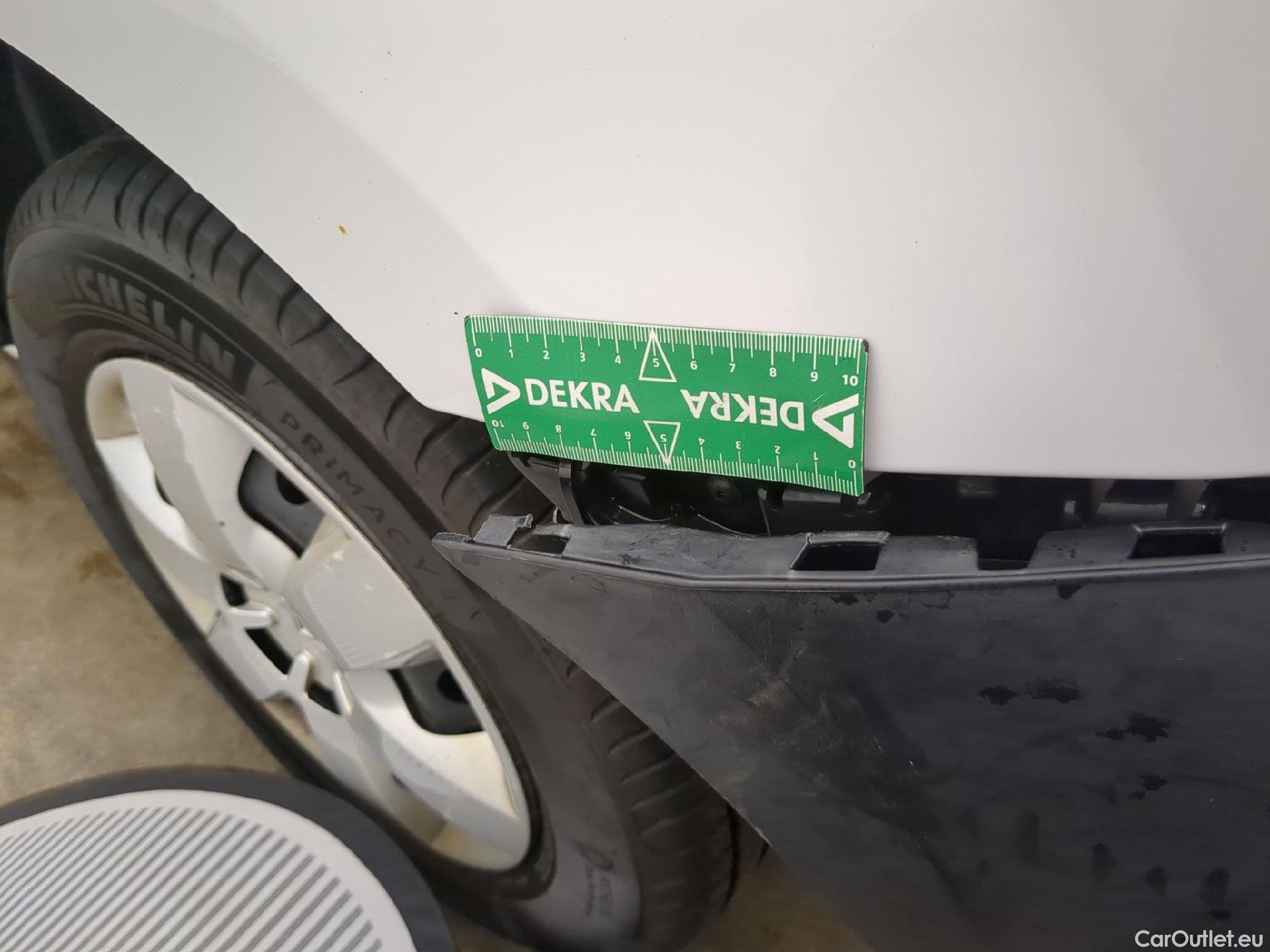  Renault  Kangoo  II Express Maxi Extra (Série Spéciale) 1.5 dCi 95CV BVM6 E6dT #27