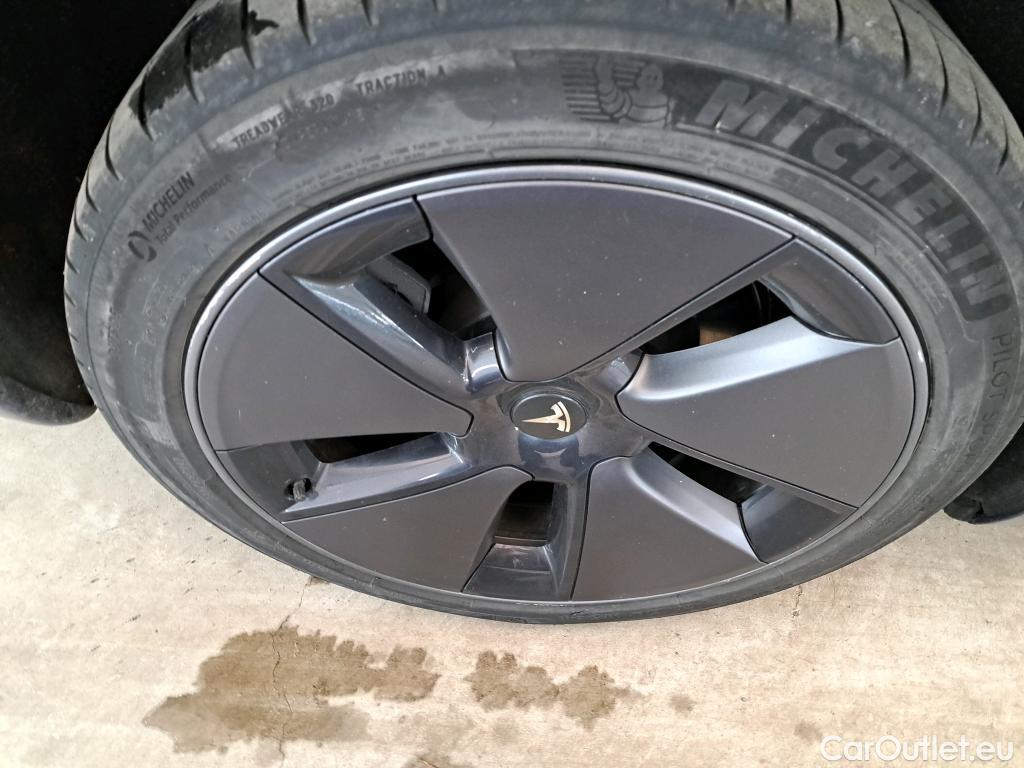  Tesla  Model 3 TESLA   2018  4P  Berline Propulsion #14