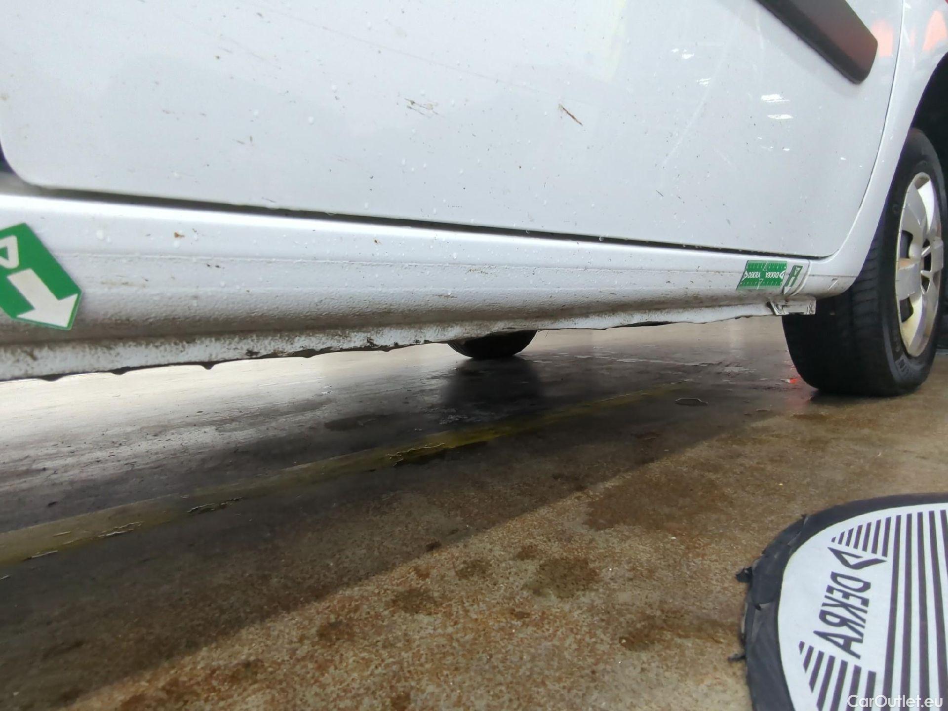  Renault  Kangoo  II Express Maxi Extra (Série Spéciale) 1.5 dCi 95CV BVM6 E6dT #17