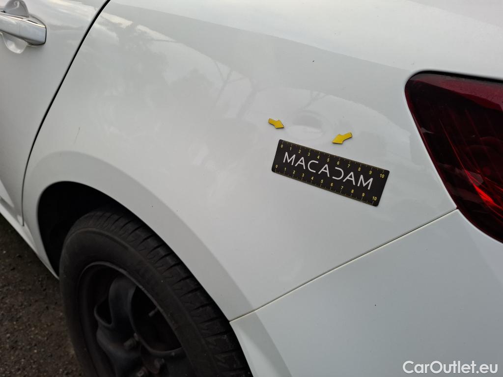  Renault  Megane  IV Berline 5pt. Business 1.5 dCi 115CV BVM6 E6dT #15