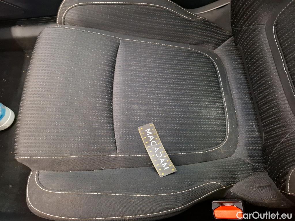  Renault  Megane  IV Berline 5pt. Business 1.5 dCi 115CV BVM6 E6dT #37