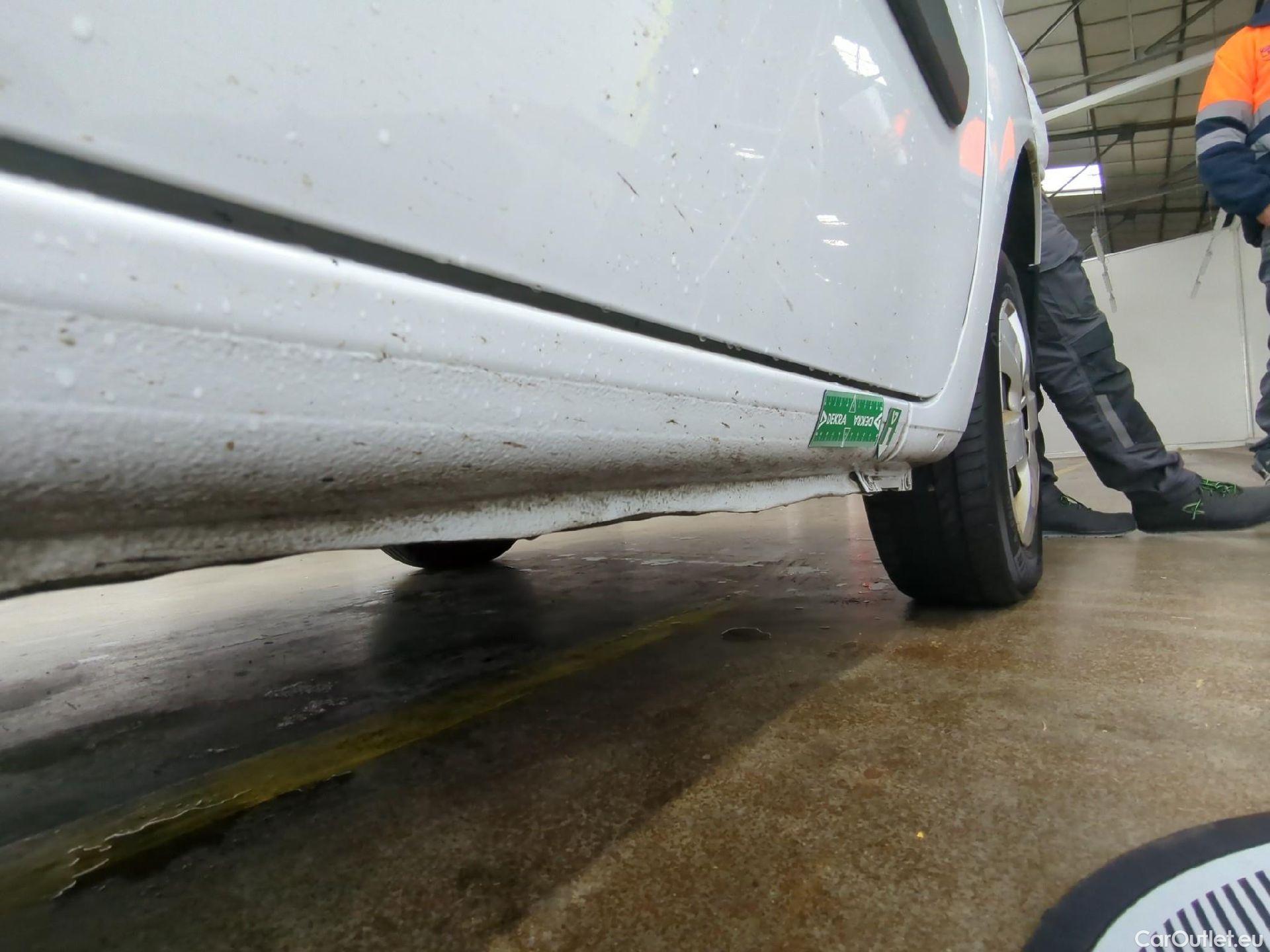  Renault  Kangoo  II Express Maxi Extra (Série Spéciale) 1.5 dCi 95CV BVM6 E6dT #20