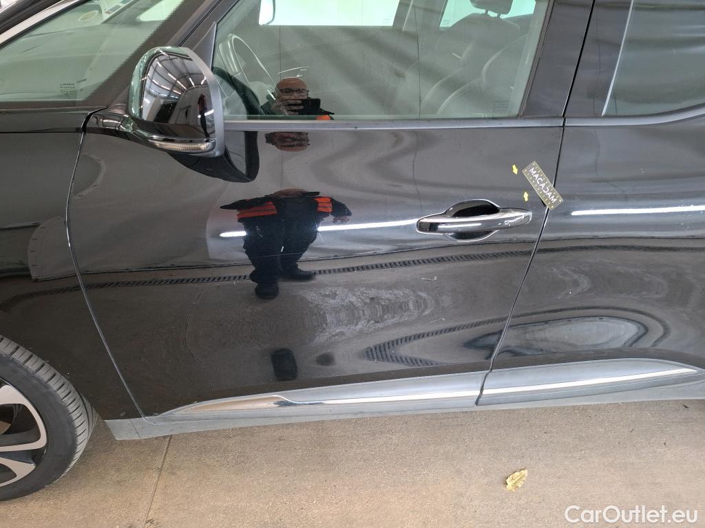  Renault  Scenic  IV Intens 1.7 dCi 120CV BVA6 E6dT #31