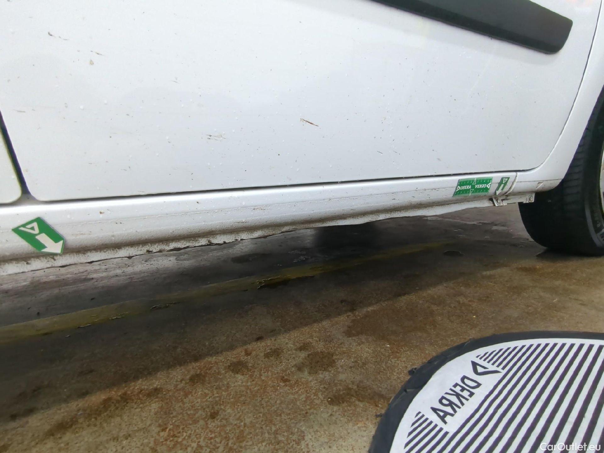  Renault  Kangoo  II Express Maxi Extra (Série Spéciale) 1.5 dCi 95CV BVM6 E6dT #18