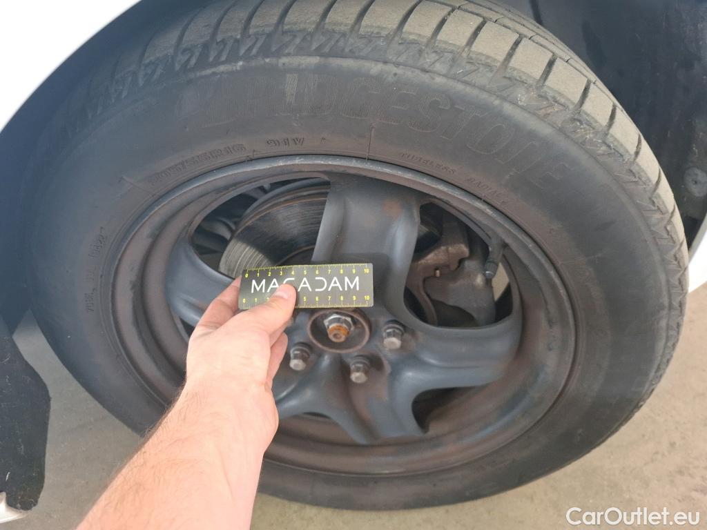  Renault  Megane  IV Berline 5pt. Business 1.5 dCi 115CV BVM6 E6dT #35